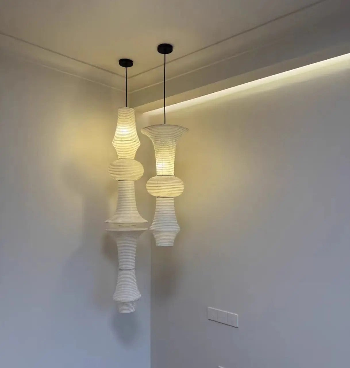 LyraCrest Sculpted Pendant Lights for Living Spaces